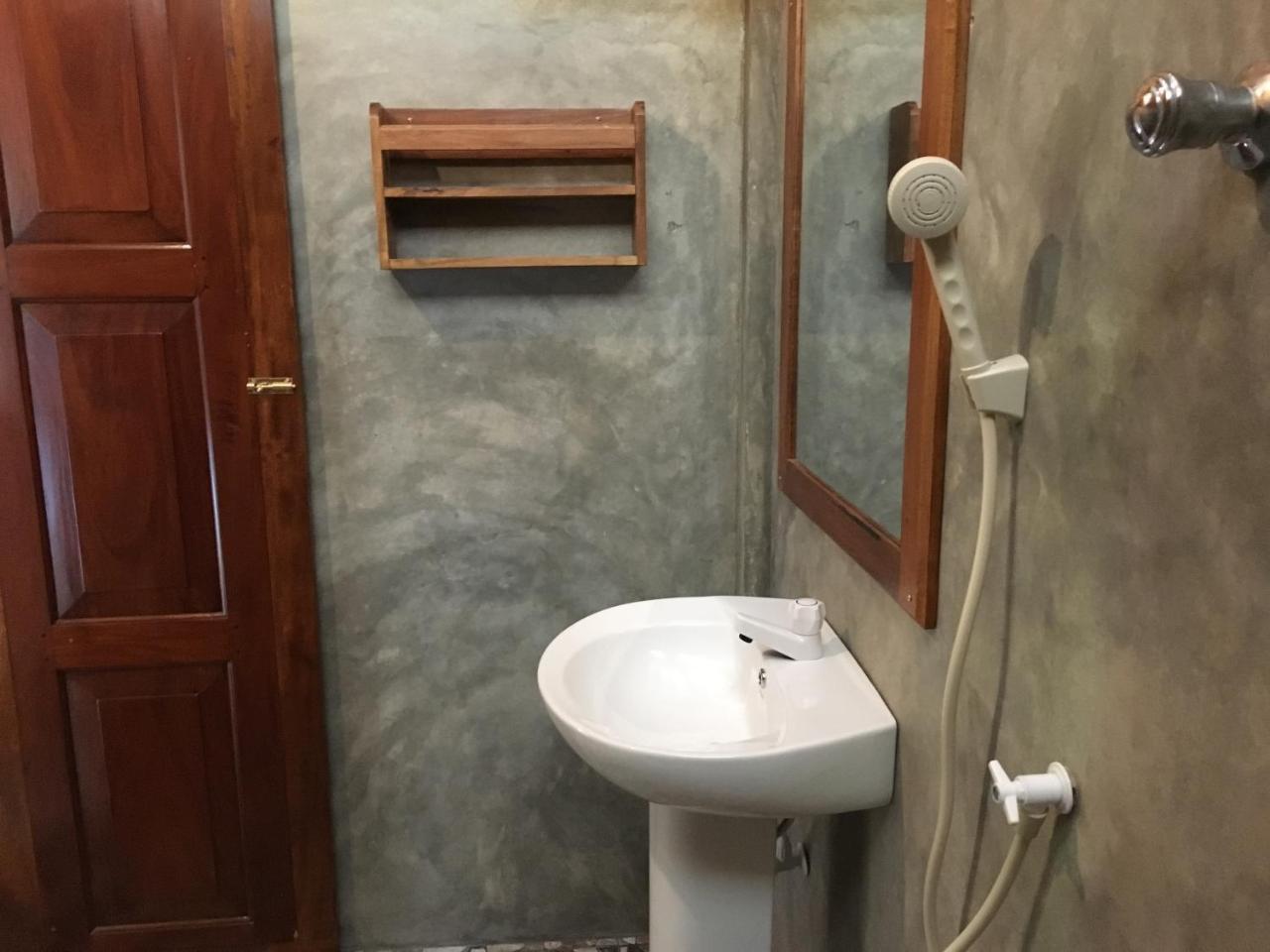 Gold Ocean House Apartment Dikwella Ngoại thất bức ảnh